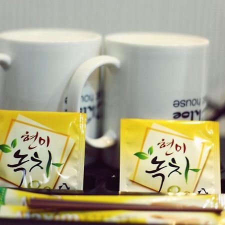 Chloe Guesthouse Gangnam Seoul Exteriör bild