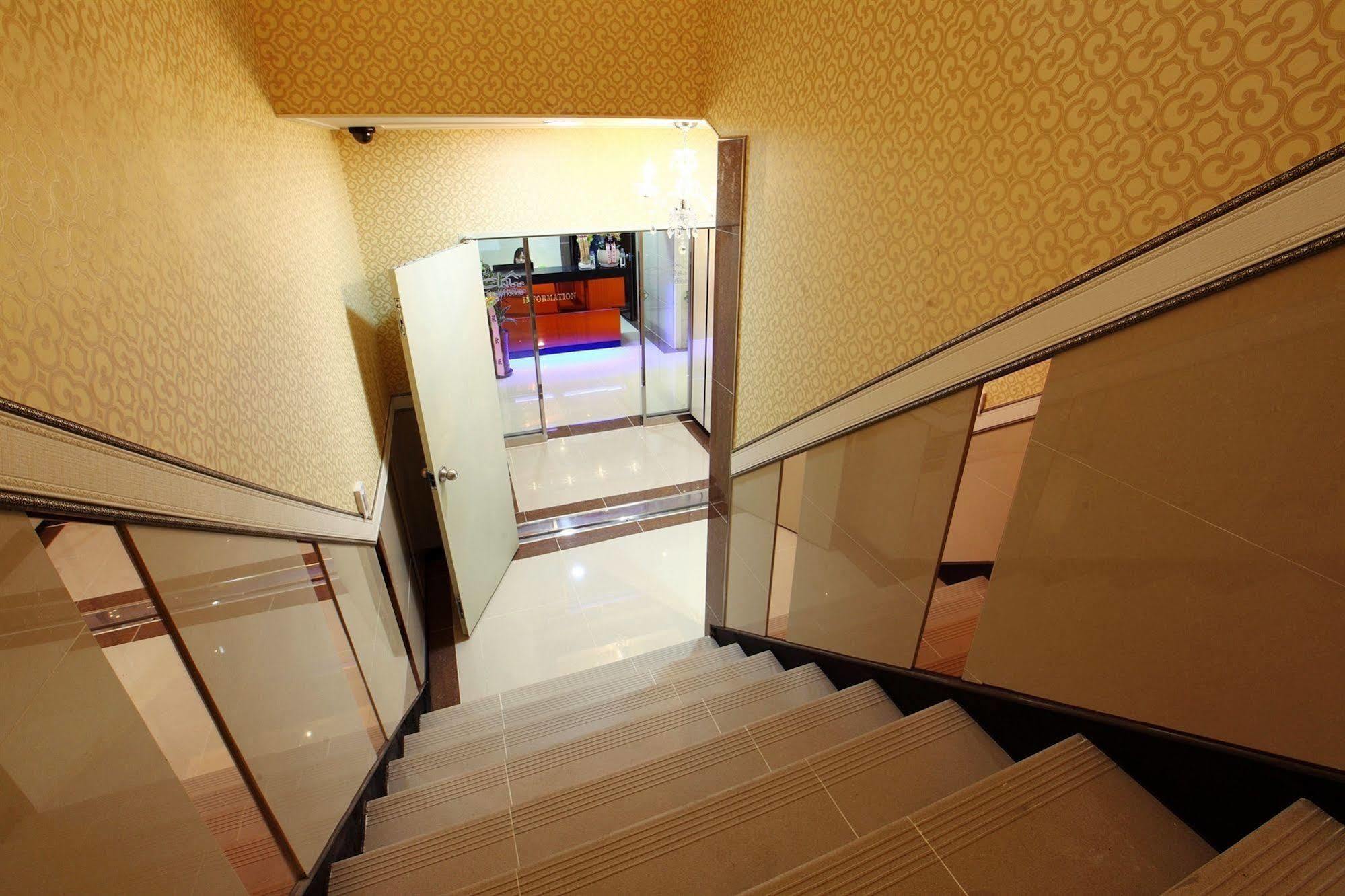Chloe Guesthouse Gangnam Seoul Exteriör bild